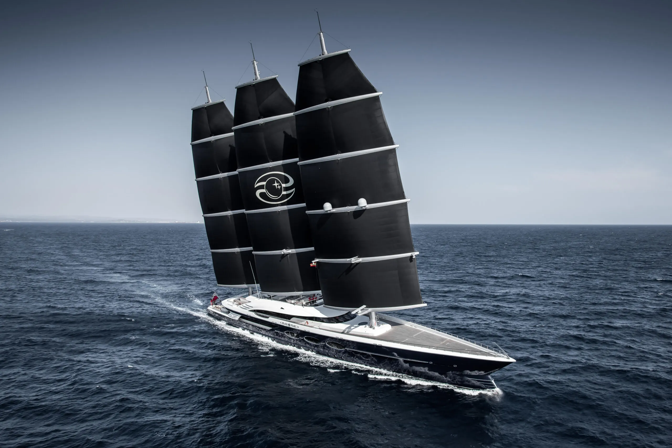 Black Pearl, 105m yacht