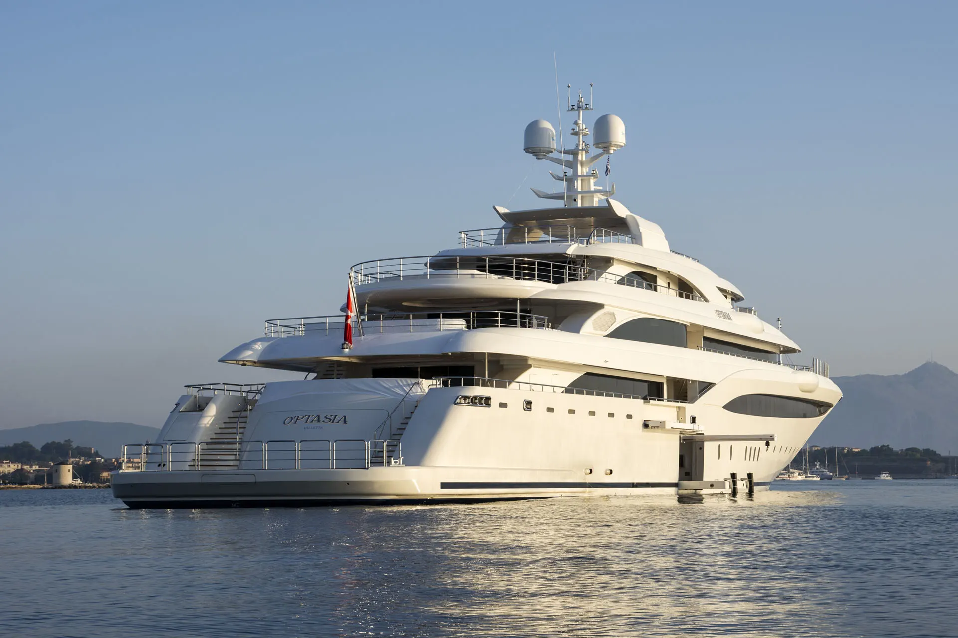 O'Ptasia, 85m yacht